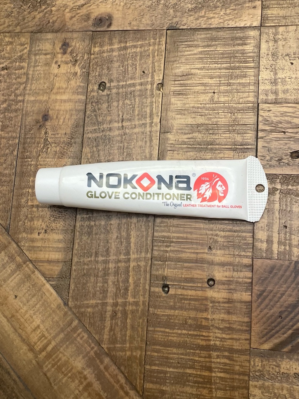 Nokona Leather Treatment (NLT) Classic Glove Conditioner